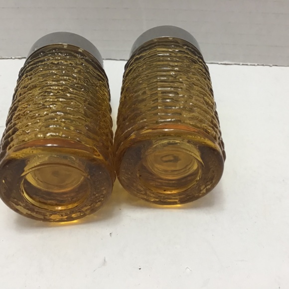 Vintage Amber Glass Soreno Salt and Pepper Shakers made by Anchor Hocking Glass - Picture 4 of 7